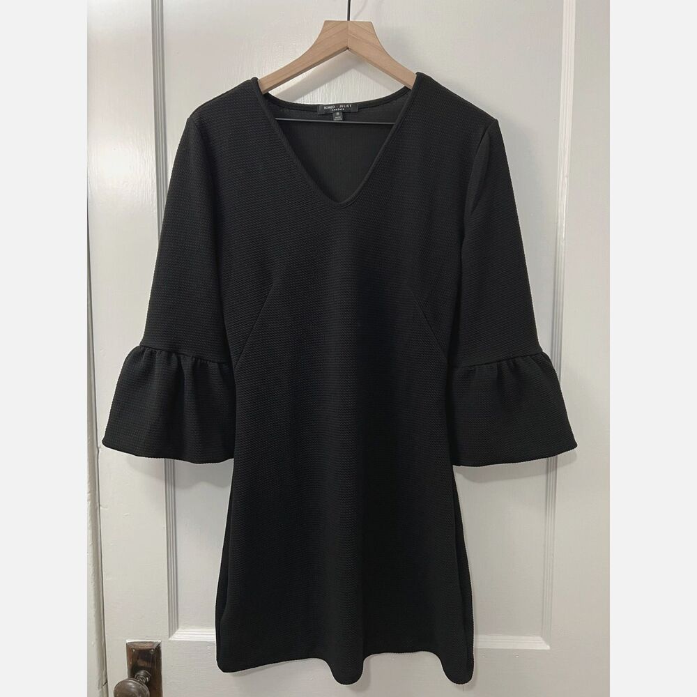 Romeo & Juliet Couture Women's Black Stretch Mini Dress Bell Cuff Sleeves Size M